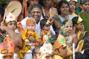 Amma with little Krishnas