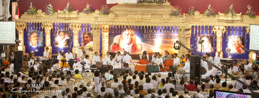 Timeline of Amma’s life events & achievements