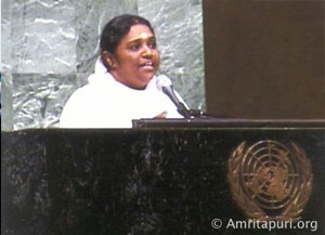 Amma at the Millennium World Peace Summit