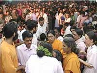 Amma gives Darshan in Calicut