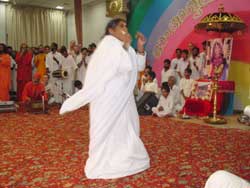 Amma dancing on Onam