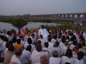 Amma with tour group by Godavari river