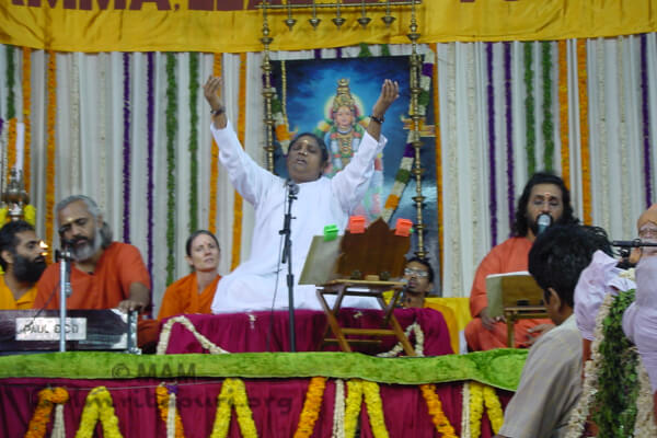 Amma singing in Kanya Kumari