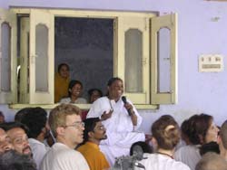 Amma with tour group