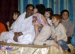 Amma visited Barcelona 2004