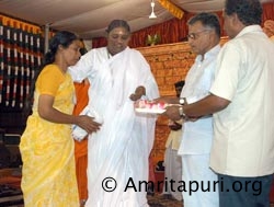 Amma on stage in Trissur