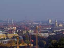 Amma leads Munich in a prayer for the world