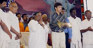 Amma on stage in Nagapattinam