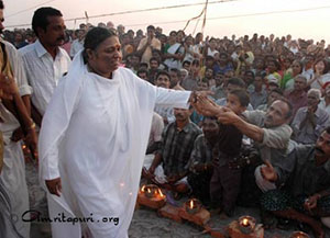 Smriti Deepam: lamps of remembrance