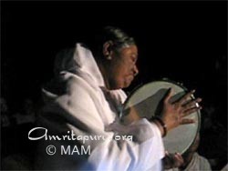 Amma singing a bhajan