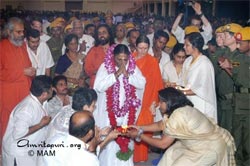 Amma being welcomed