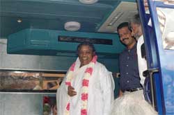 Amma blesses mobile Tele-Medicine unit