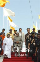 Amma with the President of India, Dr. Abdul Kalam, inaugurating Amrita Setu