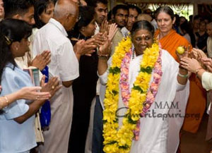 Amma her visit to Brisbane, Australia 2008