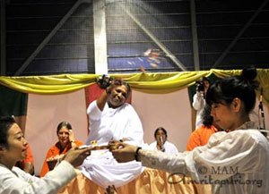 Amma in Japan