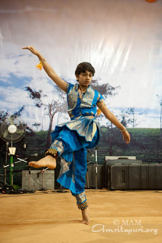 Dance by a student of Amrita Vidyalayam