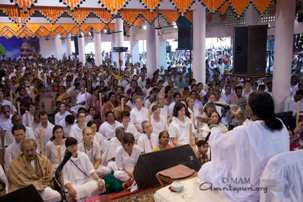 Amma's satsang