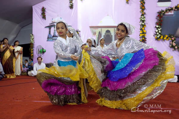 Amrita Vidyalayam children performing Goanese carnival