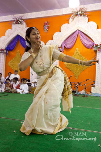 a beautiful dance by Susmita