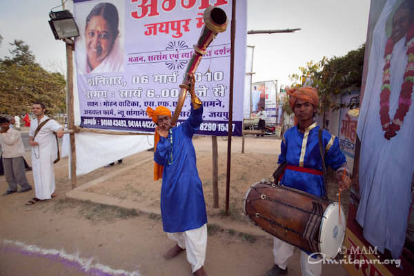 Traditional welcome