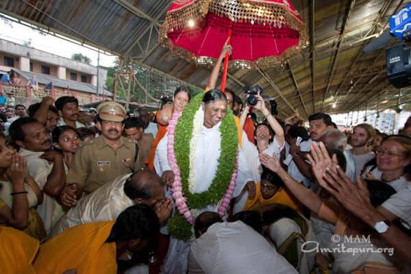 Pada puja on arrival.