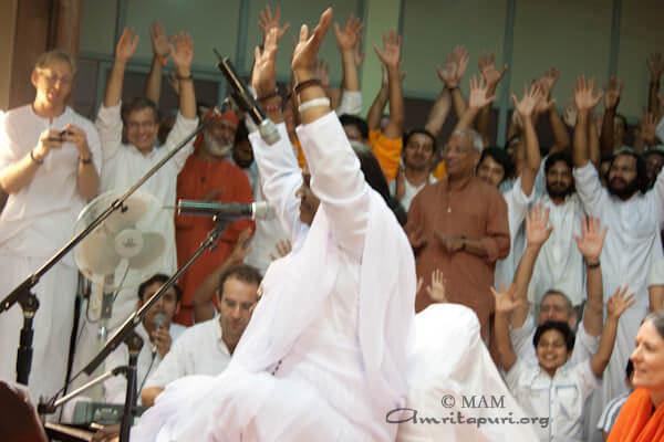 Onam festival at Amritapuri