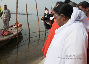 Amma at Maha Kumbha Mela