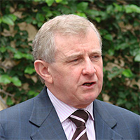 Mr. Simon Crean,  Member of Parliament of Australia