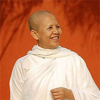 Mae-Chee Sansanee Sthirasuta, Thai Buddhist Nun