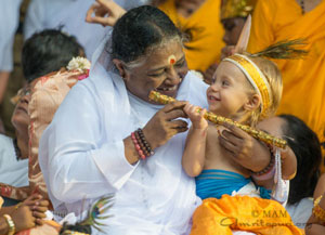 Amritapuri has become Vrindavan on Sri Krishna Jayanthi