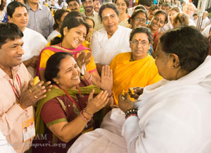 Celebration continues: Amma in Amdavad