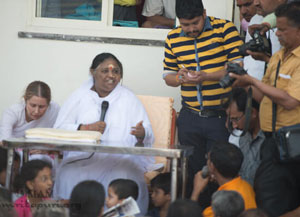 Awareness is the key: Amma’s practical suggestions for a clean Yamuna river