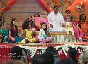 Amma in Chicago Ashram