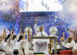 Pure Love in a city of devotion: Amma’s visit to Kozhikode