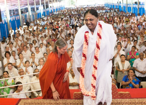 A celebration of Motherhood: Amma’s Visit to Mysore