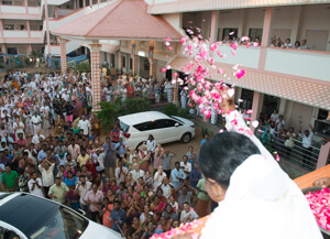 Amma spreads spirituality around the globe