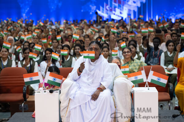 Amma inaugurating C20