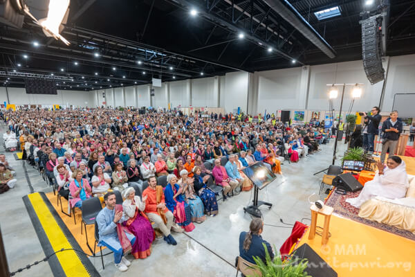 Chilly winds, warm hearts, mantras and hugs at Chartres