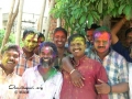 06holi-216