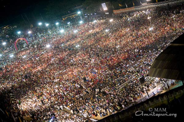 Tiruvalla Crowd