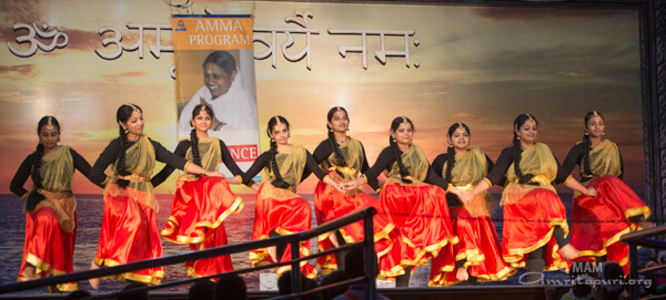 Cultural Program: Dance by AYUDH 16-onam11