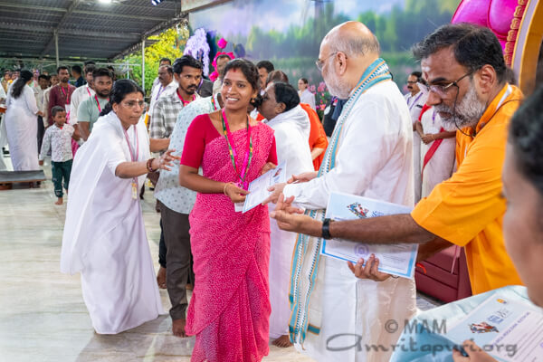 Certificates for free surgeries and medical care