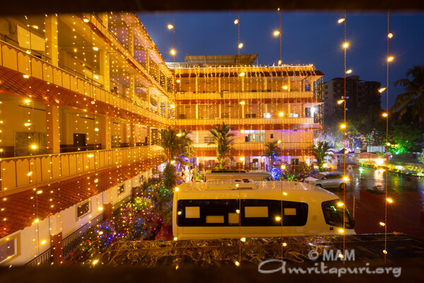 Amrita Vidyalayam decorated with beautiful lights