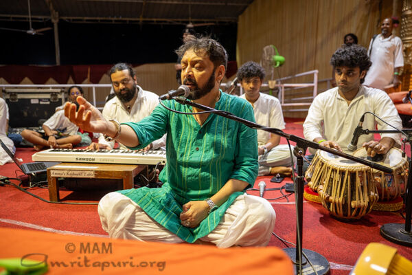Anoop Sankar singing for Amma