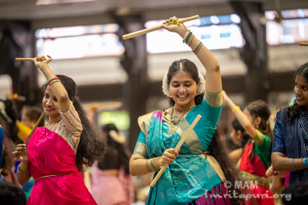 Nadopasana - music and dance offering